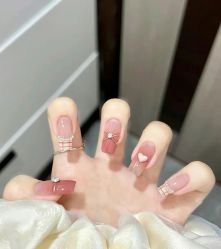 -悦指间美甲美睫