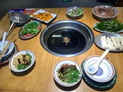 -洱火云南酸菜牛肉火锅(石景山当代商城店)