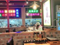 大堂-怪噜范·老贵阳街头名小吃(数博万达店)