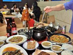 -荣基四海一家·家常菜·海鲜大排档(新安店)