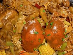 -多嘴超级肉蟹煲(中街恒隆故宫店)