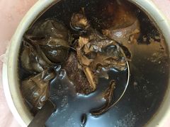 黑蒜汤-敬宾酒家(胜利广场店)