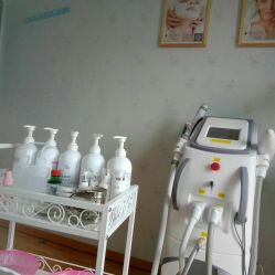 -奕汇美形象设计美学馆