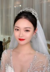 -欣薇婚纱(新源乐汇城店)