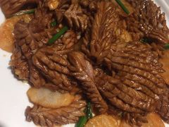 爆炒腰花-闫府私房菜·百年鲁菜(恒隆店)