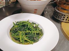 -江宴渔村·鱼鲜土菜(紫荆广场店)
