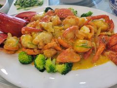 上汤伊面焗龙虾-江南村酒家