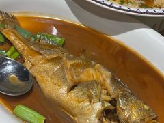 -小船渔村•大连菜•大连焖鱼(黄河路店)