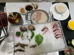 -红鼎豆捞·非遗鲍皇汤火锅(宝丰路店)