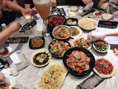 -巴厘龙虾·榜首油焖大虾(音乐学院·沿江酒馆店)