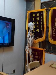 -颜和骨正·明哲式骨相美学整骨