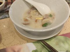 荔湾艇仔粥-点都德(千灯湖环宇城店)