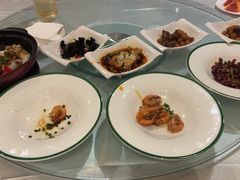-沁香庭中餐厅·川粤菜(重庆高新假日酒店)