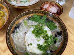 -肇兴特色牛肉粉