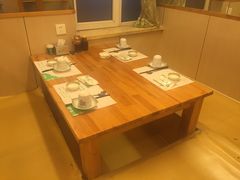 -青瓦餐厅·生鱼片·韩园烤肉(西塔店)