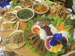 -沐毫傣泐云南菜孔雀宴•手抓饭傣味烧烤(曼听公园店)