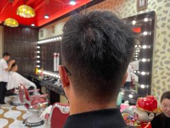 -东方先生国潮男士理发馆