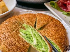 -德林酸菜鱼火锅(南丹店)