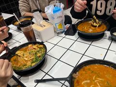 -肥汁米蘭香港米线(长宁来福士店)