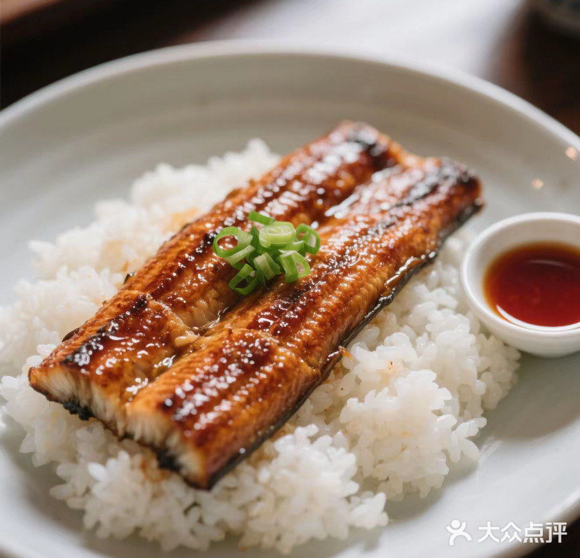 解锁深夜味蕾！那些让我无限回购的宝藏外卖美食