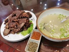 -乔家小院•本地小海鲜•非遗驴肉(万年泉路店)