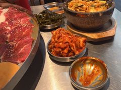 -哈哈碳都·牛肋条无限自助烤肉(台江万达店)