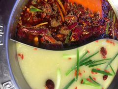 -麻辣英雄重庆火锅(二城广场店)