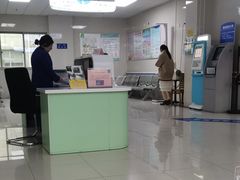 -上海市松江区泗泾医院