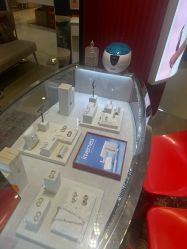 -Réluxe瑞兰穿耳(金光华广场店)