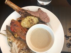 -圣丰索菲特·2 On 988 Café 自助餐厅