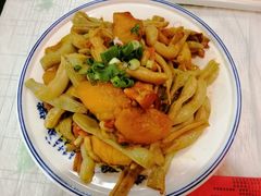 -那家老院子东北菜·饺子·小鸡炖蘑菇(艳华街店)