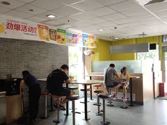 -麦当劳(欢乐谷店)