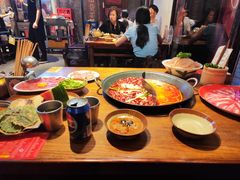 -萍姐火锅·公路夜市(武汉首店)