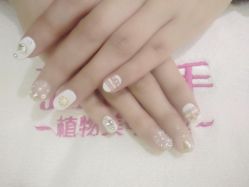-孔雀手美甲美睫护理