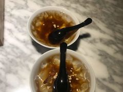 -轻捞慢起面馆(新世界百货店)