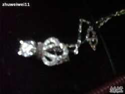 项链2-威德钻石-克拉钻大本营(南京东路店)