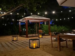 -三亚艾迪逊酒店·海滩烧烤 BARBACOA·现场乐队·浪漫晚餐·烧烤海鲜