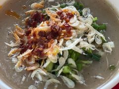 鲜鱼糊粉配油条-汪记鲜鱼糊汤粉(沈阳路总店)