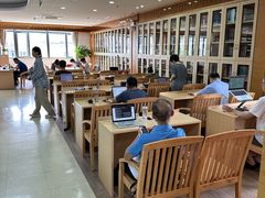 -浦东新区花木街道图书馆