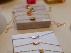 -LADY FAFA(巨鹿路陕西南路路口店)