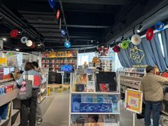 -浣熊唱片店(上海影城店)