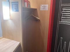 -宜必思酒店(北京三里屯呼家楼地铁站店)