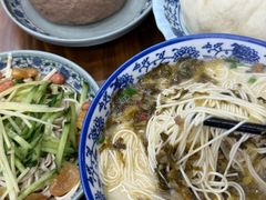 -雪琴面馆富安特色鱼汤面(城中花园店)