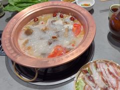 -阿婆情腊排骨火锅·野生菌季(古城旗舰店)