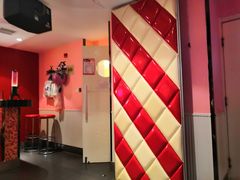 -唯爱KTV聚会餐厅(仙林东城汇店)