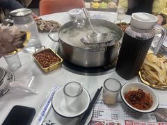 -刘少华贵州小黄牛·鲜牛肉火锅(总店)