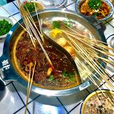 秦皇岛探店|蜀井老街牛肉串串火锅🍲