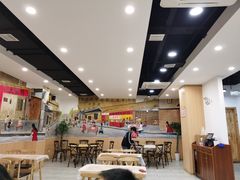 大堂-江城燕子大排档(江汉路步行街店)