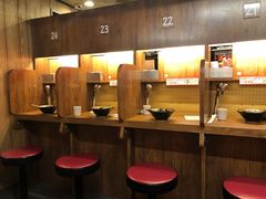 -一兰拉面(新宿中央东口店)