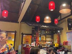 -富正毅三下锅·湘西韵味(天门山索道店)